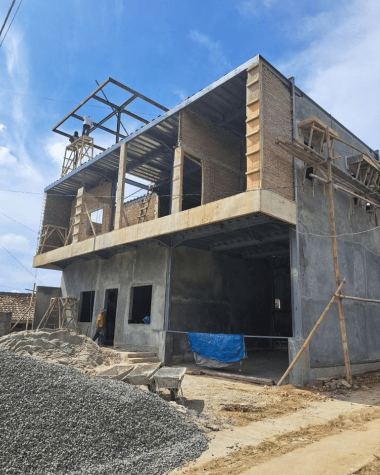 Ghar Life mei ek baar banta hai (9)